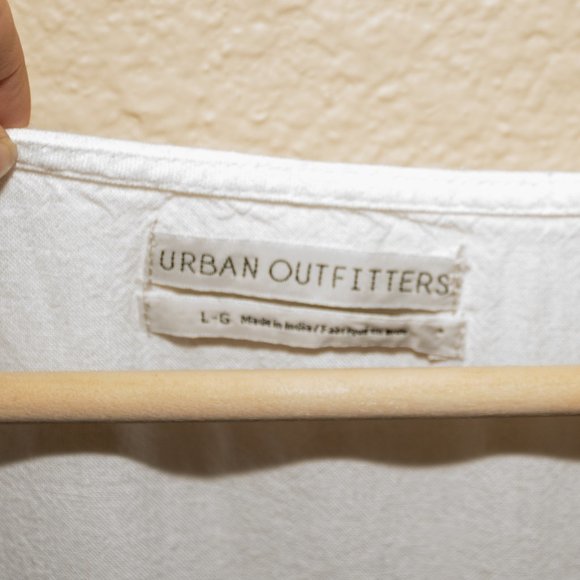 Urban Outfitters Penrose Button-front Peplum Top - Picture 4 of 5